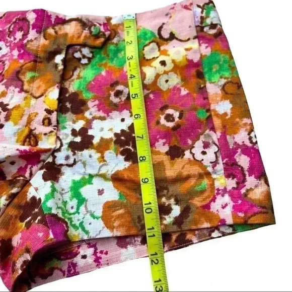 J. CREW WOMENS FLORAL SHORTS•BEAUTIFUL COLORFUL SUMMER SHORTS •BOTTON IS LOOSE• - Picture 4 of 8